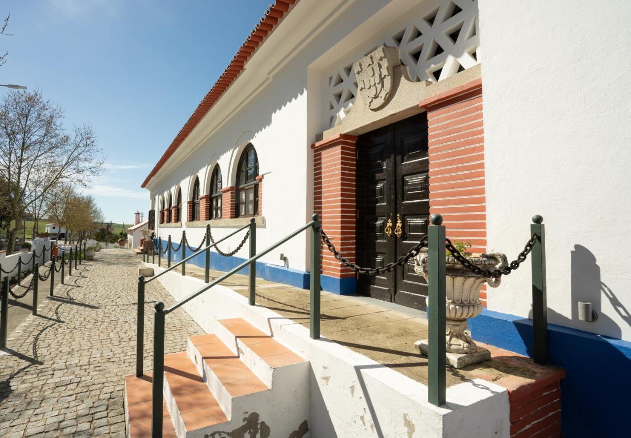 Escola Do Fado Bed & Breakfast Vila Fernando  Ngoại thất bức ảnh