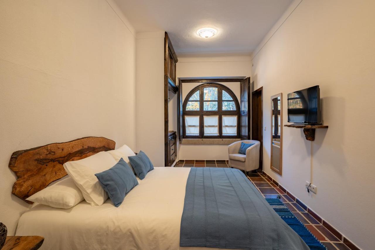 Escola Do Fado Bed & Breakfast Vila Fernando  Ngoại thất bức ảnh